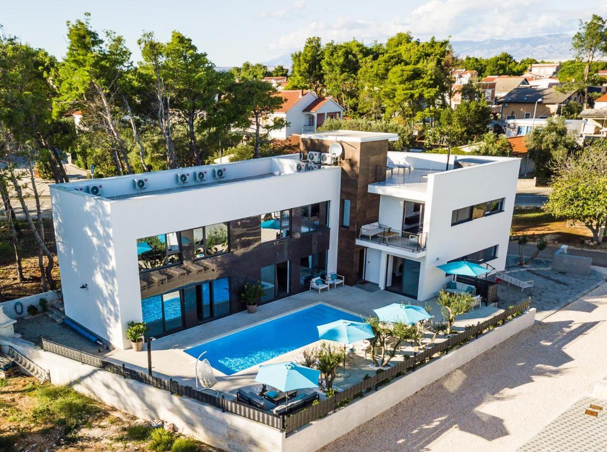 Olive Tree Mansion Apartment Vir Ngoại thất bức ảnh